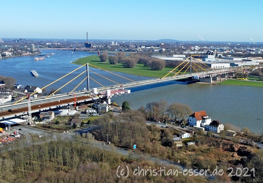 Neubau der A40 brücke bei Duisburg-Homberg Stand Frühjahr 2022