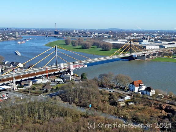 Neubau der A40 brücke bei Duisburg-Homberg Stand Frühjahr 2022