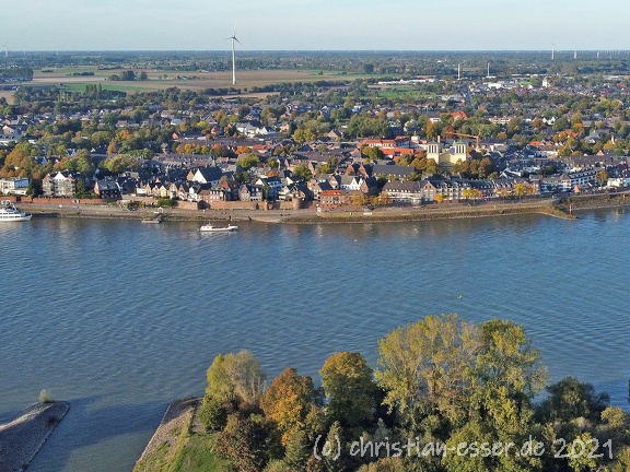 Luftbild der Stadt Rees im Oktober 2022